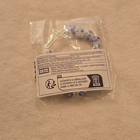 Cross blue and white stretch bracelet - Picture 4 of 10